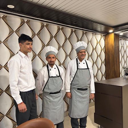 Ab'S Abode-A Boutique Hotel Масурі Екстер'єр фото