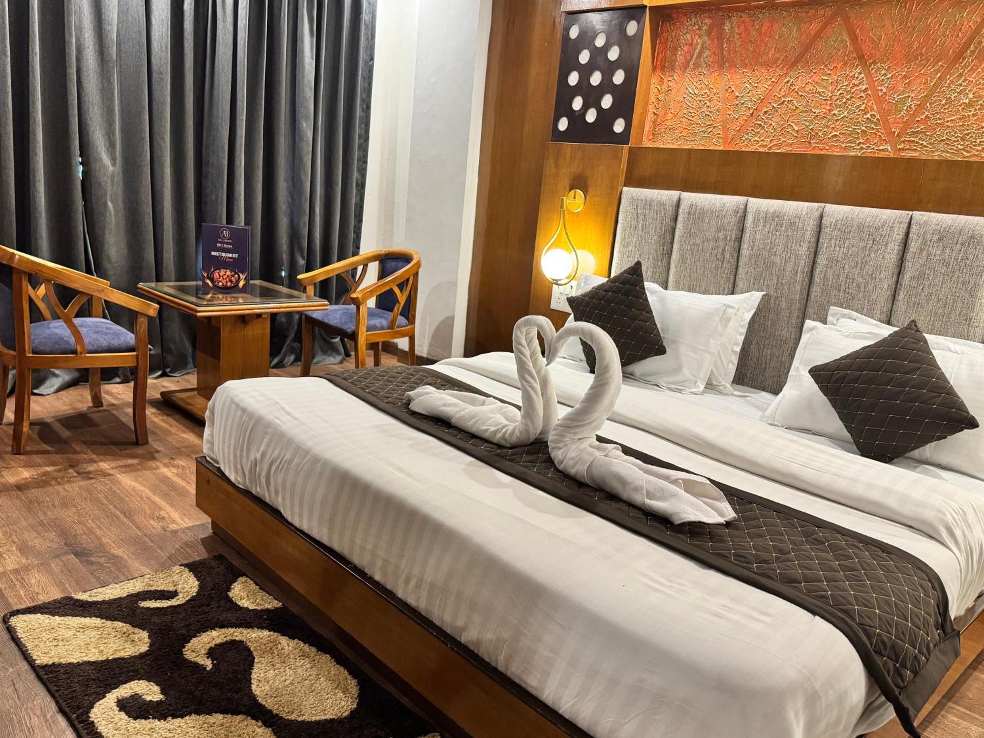 Ab'S Abode-A Boutique Hotel Масурі Екстер'єр фото